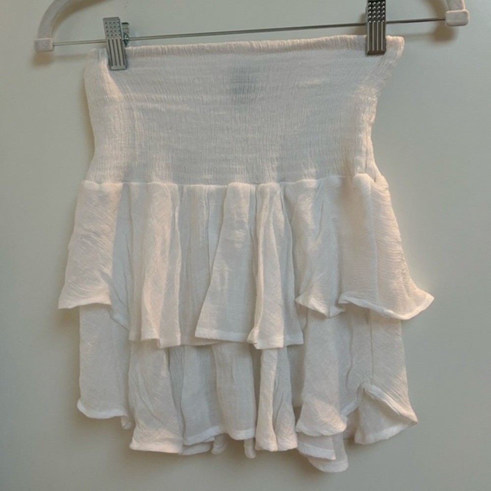 White ruffle skirt